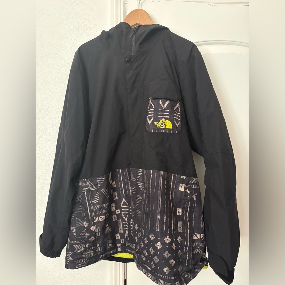 North face snow Number 11 shell jacket size L